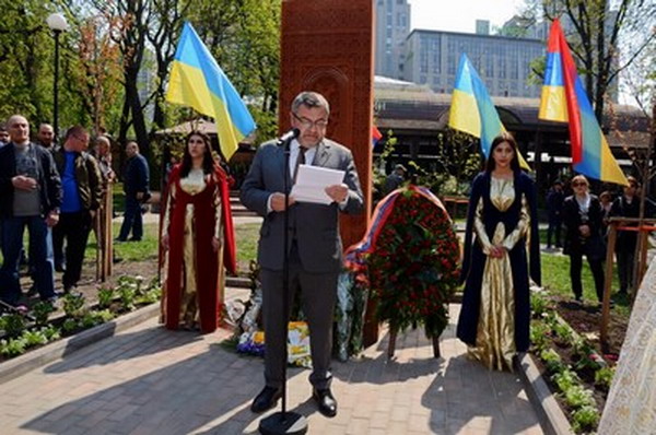 Мероприятия памяти жертв Геноцида армян получили широкий резонанс в СМИ Украины: видео