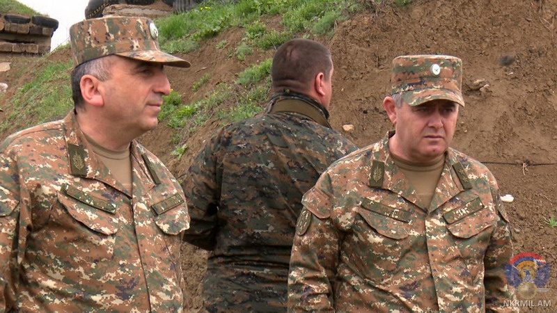 Начальник Генштаба ВС Армении посетил передовую Армии обороны Арцаха