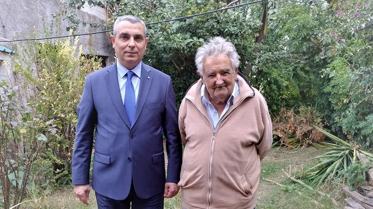 Глава МИД Арцаха Масис Маилян встретился с экс-президентом Уругвая Хосе Мухикой