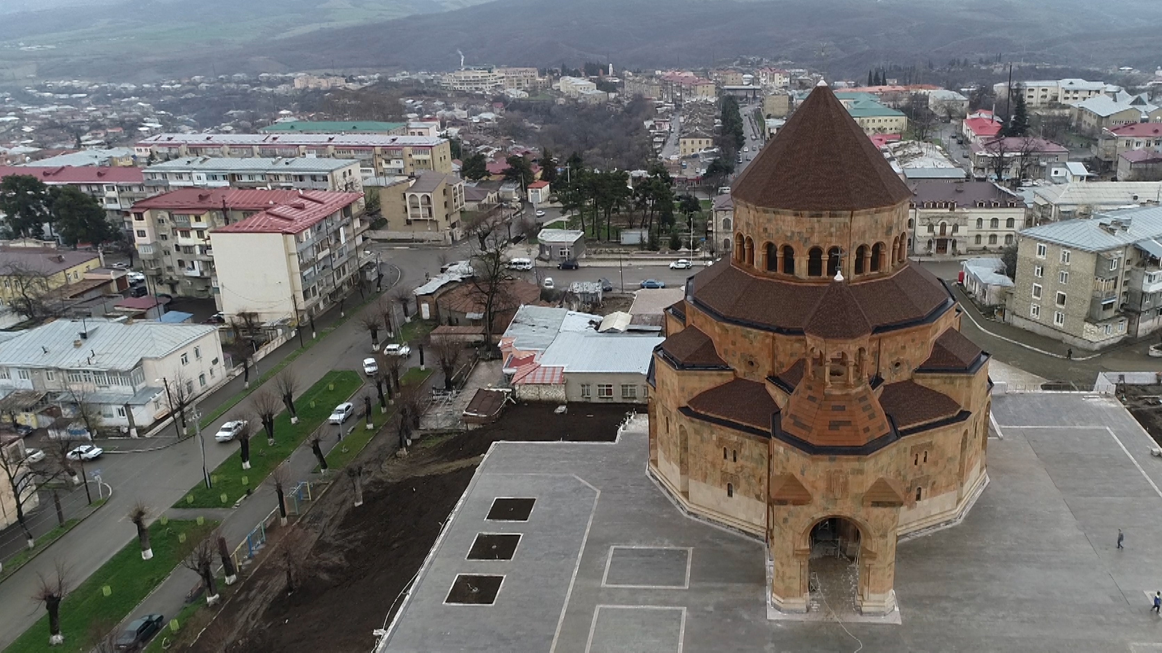 400 млн драмов от семьи Варданянов для строительства Кафедрального собора в Степанакерте