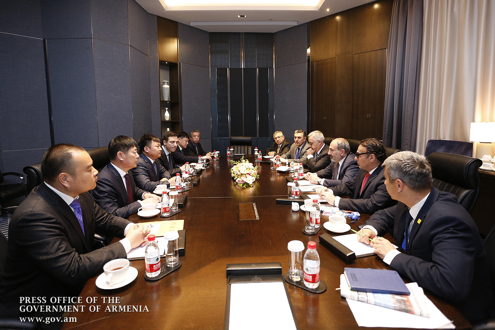 Никол Пашинян обсудил с представителями китайских компаний перспективы реализации инвестиционных программ в Армении