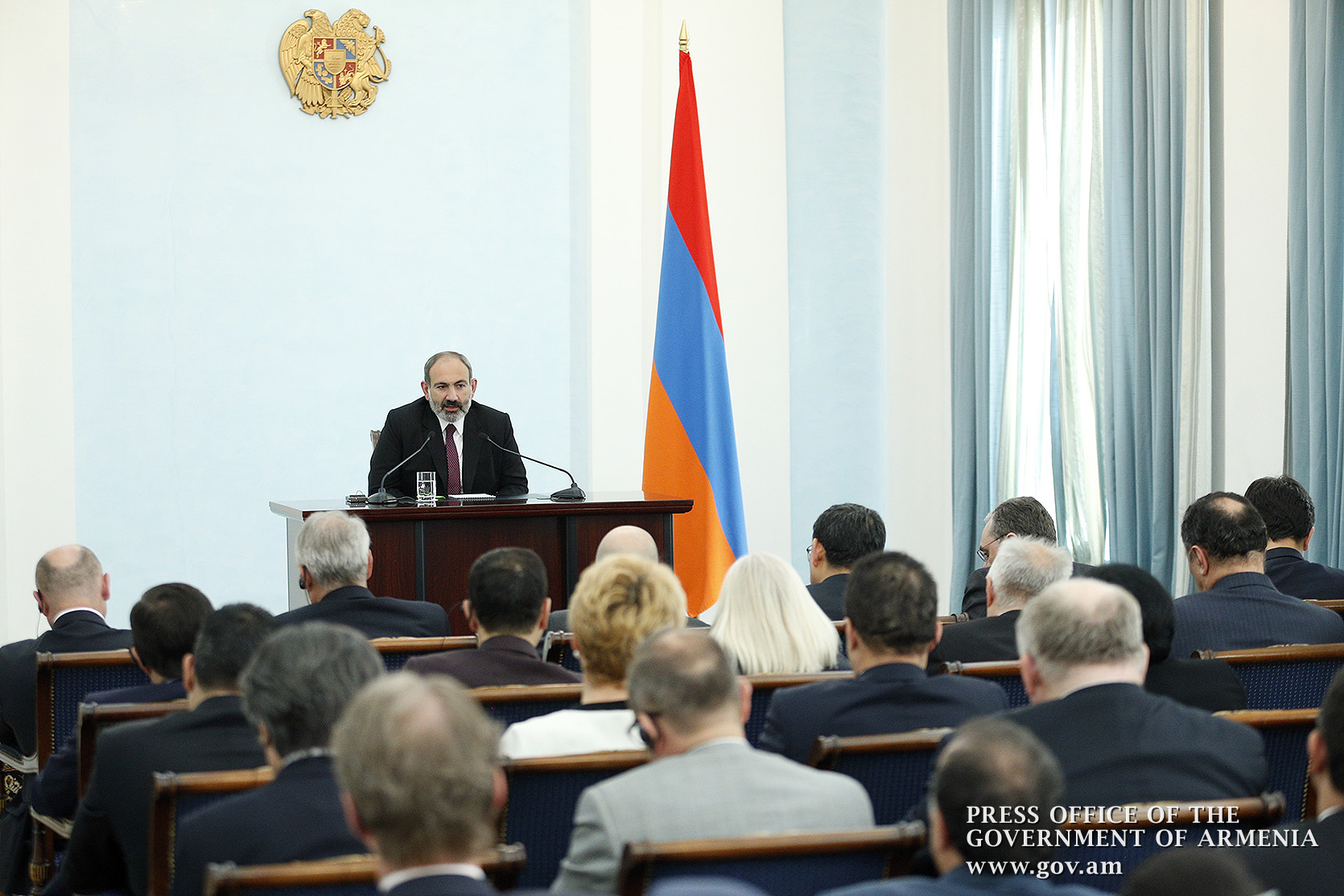 Премьер-министр представил аккредитованным в Армении послам итоги года: подробности