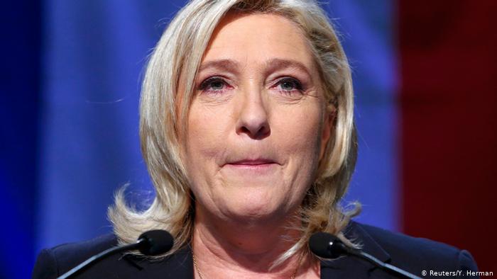 Во Франции на выборах в Европарламент лидирует партия Ле Пен: экзитполы