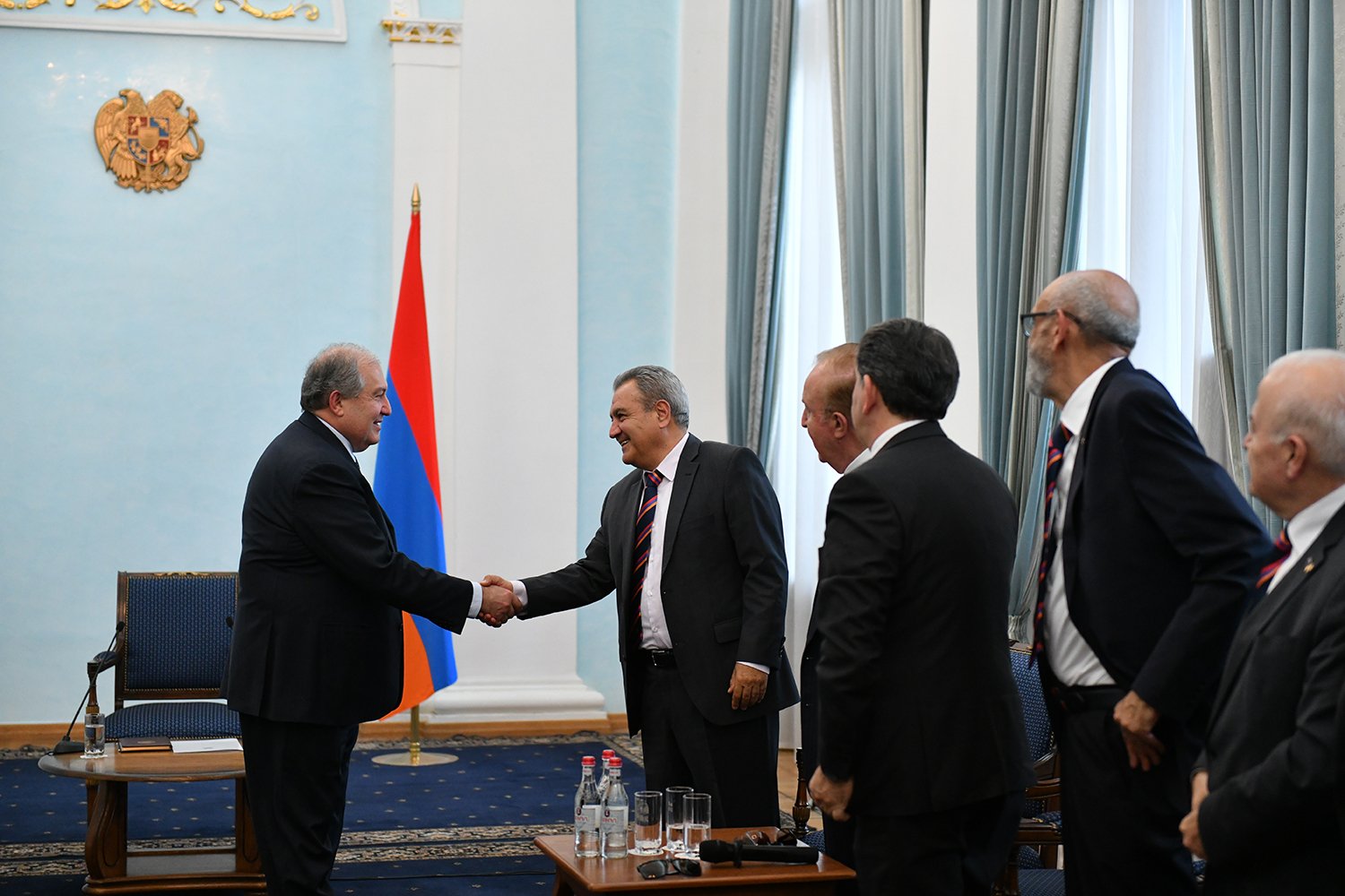 «Единство посредством спорта»: Президент Армен Саргсян принял делегацию Всемирного комитета Всеармянских игр