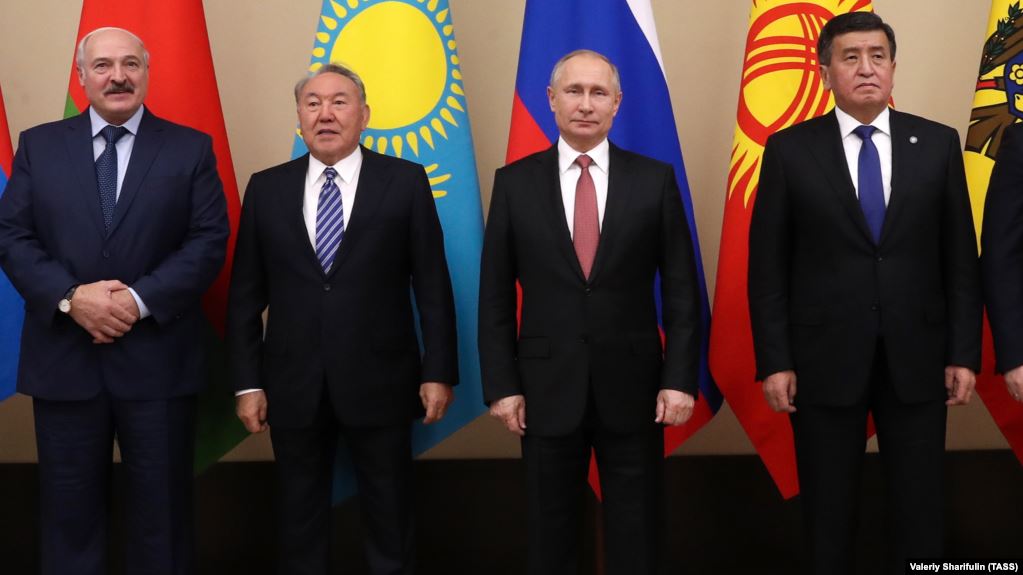 Путина, Лукашенко и Жээнбекова Назарбаев наградил орденом Назарбаева