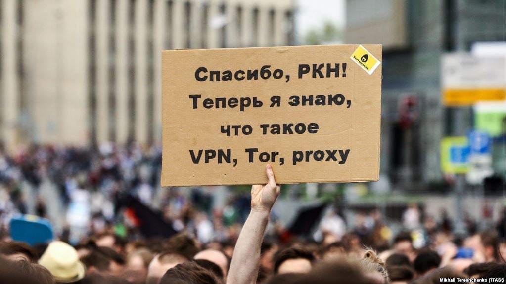В России вступил в силу запрет на анонимное общение в мессенджерах