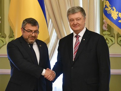 Посол Армении Тигран Сейранян вручил верительные грамоты президенту Украины Петру Порошенко