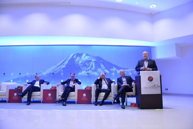 Мир стал сложнее, и для поиска решений нам нужен саммит умов: президент Саргсян на заключительном обсуждении