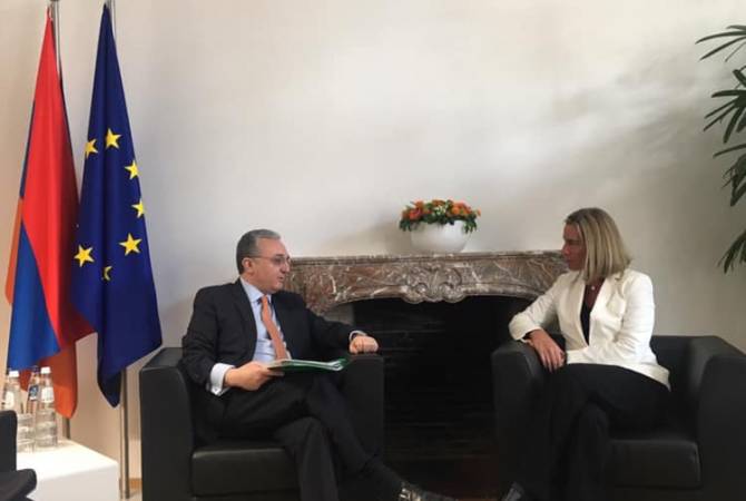 Министр Зограб Мнацаканян встретился с Федерикой Могерини в Брюсселе