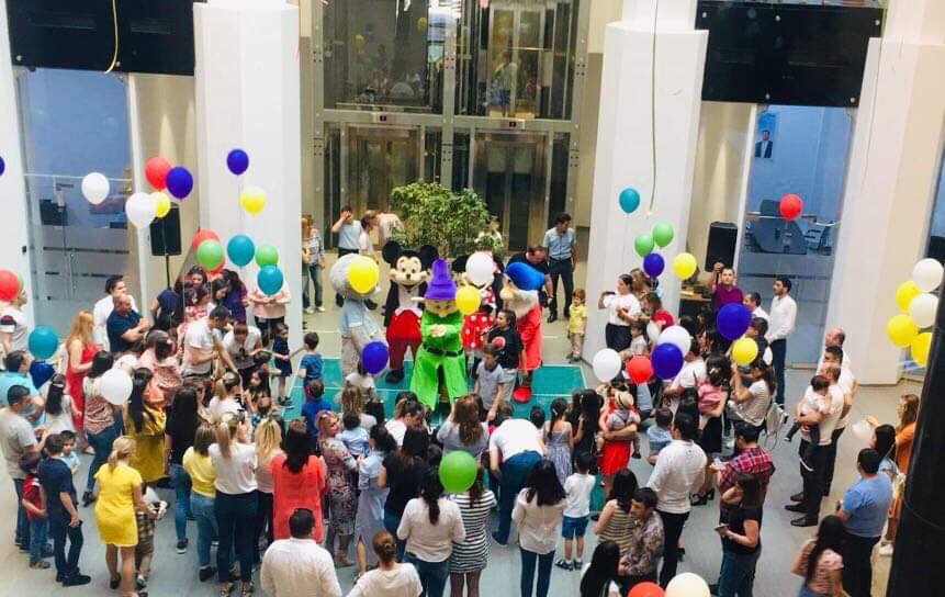 Банк ВТБ (Армения) устроил праздник для детей своих сотрудников