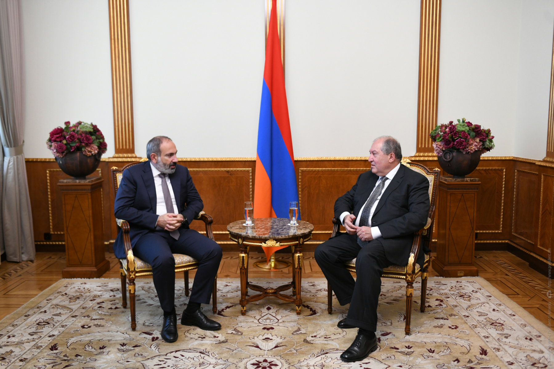 Премьер-министр и президент Армении обсудили текущие вопросы по программам развития страны