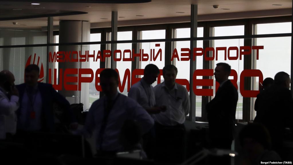 Пассажиры рейса Москва-Ереван эвакуированы в аэропорту «Шереметьево»: восемь пострадавших