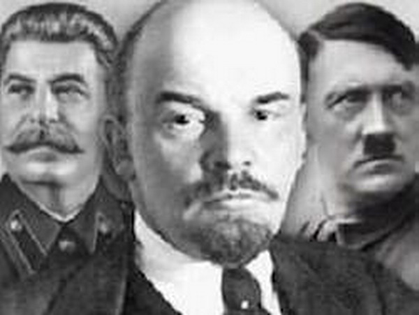 КС Украины: коммунистический и нацистский режимы одинаково преступны и тождественны
