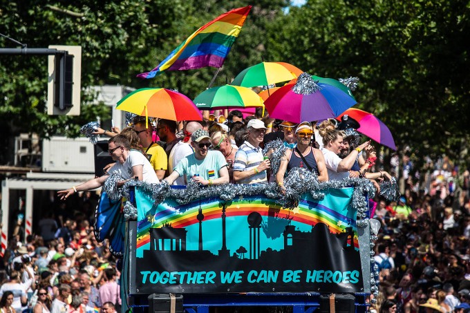 Масштабный марш в поддержку ЛГБТ состоялся в Берлине