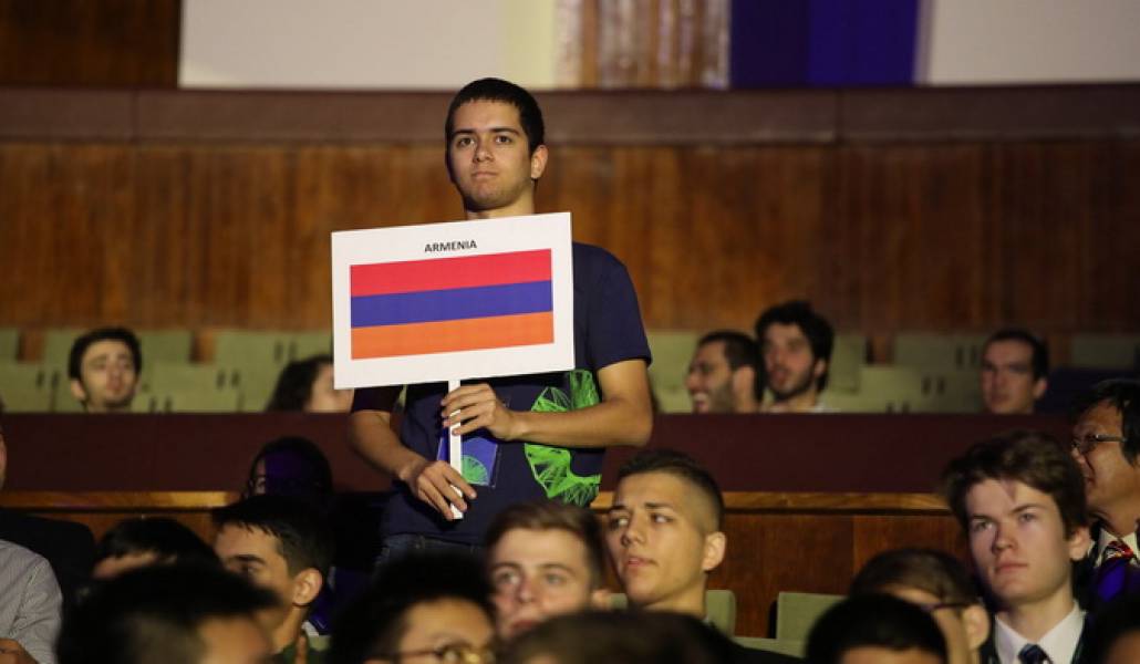 Армянская команда завоевала 5 бронзовых медалей на международной олимпиаде по физике