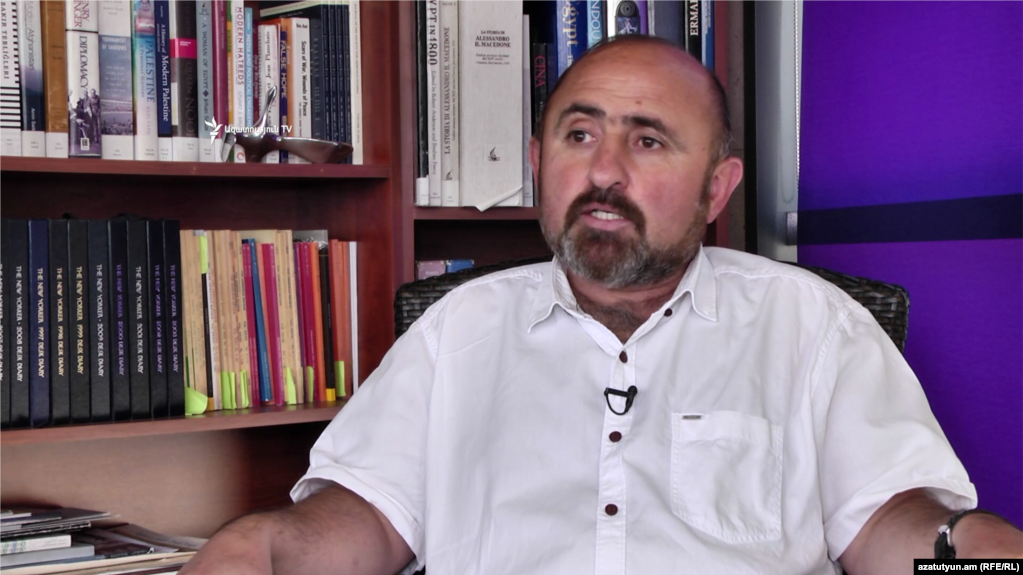 Речь Пашиняна — еще один шаг к установлению революционных веяний в Арцахе: Татул Акобян