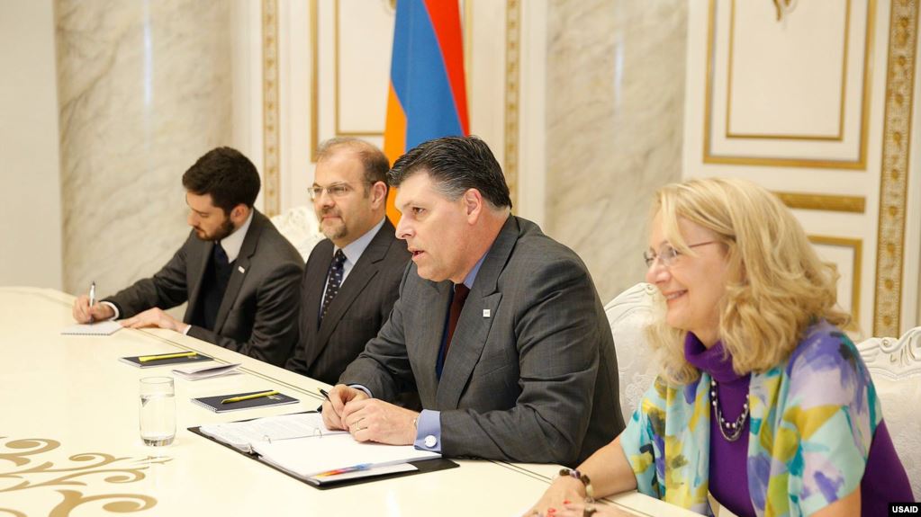 Замдиректора USAID – об Армении, отношениях Армения-США и финансировании программ внешней помощи