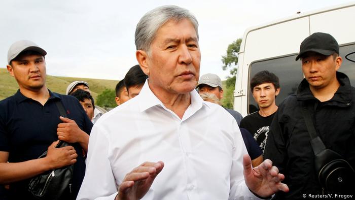 Экс-президент Кыргызстана Алмазбек Атамбаев сдался властям