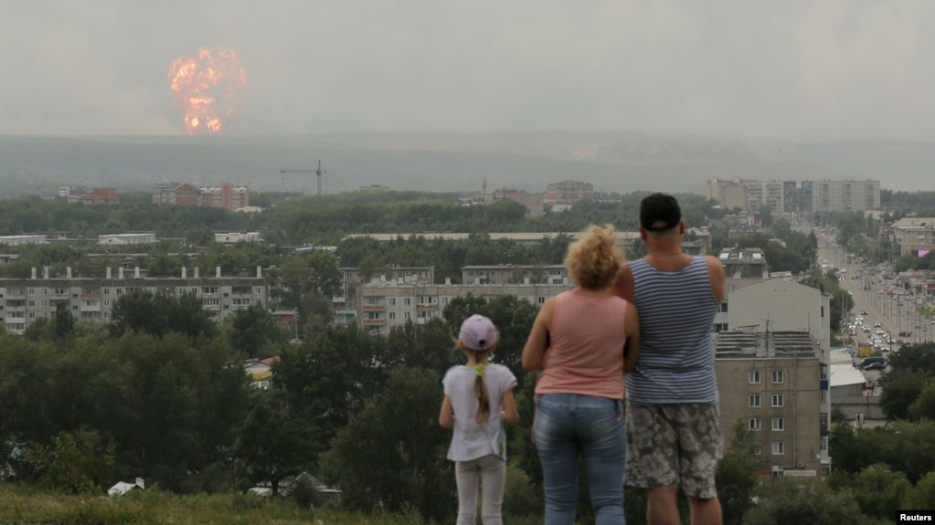 Новые взрывы на военных складах в России: число пострадавших достигло 30