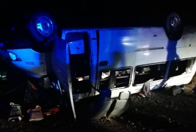 Микроавтобус Ереван-Батуми попал в ДТП в окрестностях Тбилиси: двое погибших