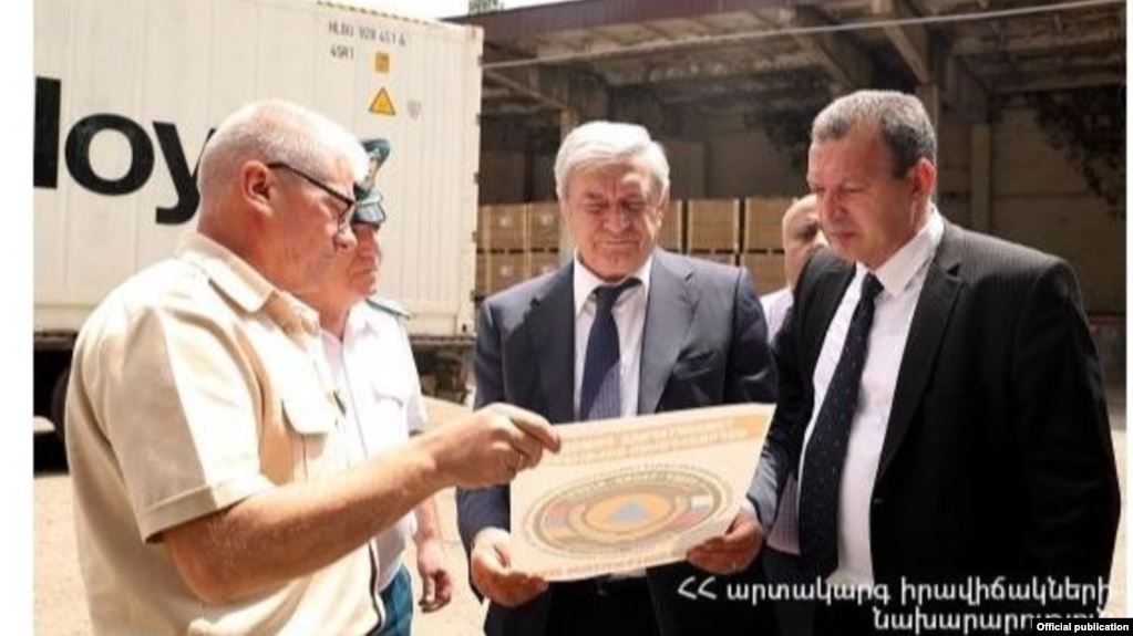 Очередная партия гуманитарной помощи направлена в Сирию: МЧС