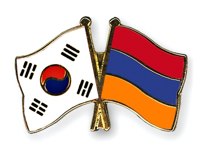 Никол Пашинян поздравил Мун Чже Ина по случаю Дня освобождения Кореи