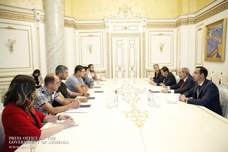 Премьер-министр обсудил с представителями жителей Джермука ситуацию в связи с Амулсаром