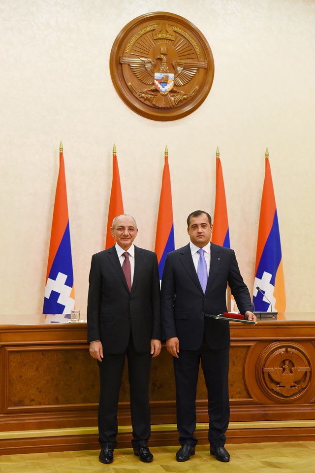 Президент Арцаха Бако Саакян наградил Артура Хачатряна медалью «Благодарность»: триединство Армения-Арцах-Диаспора укрепляется
