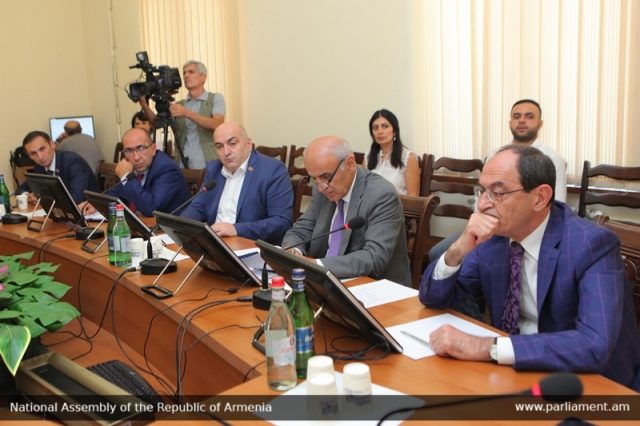«Цена на российский газ для нас выгодна»: посол Армении в Иране Арташес Туманян