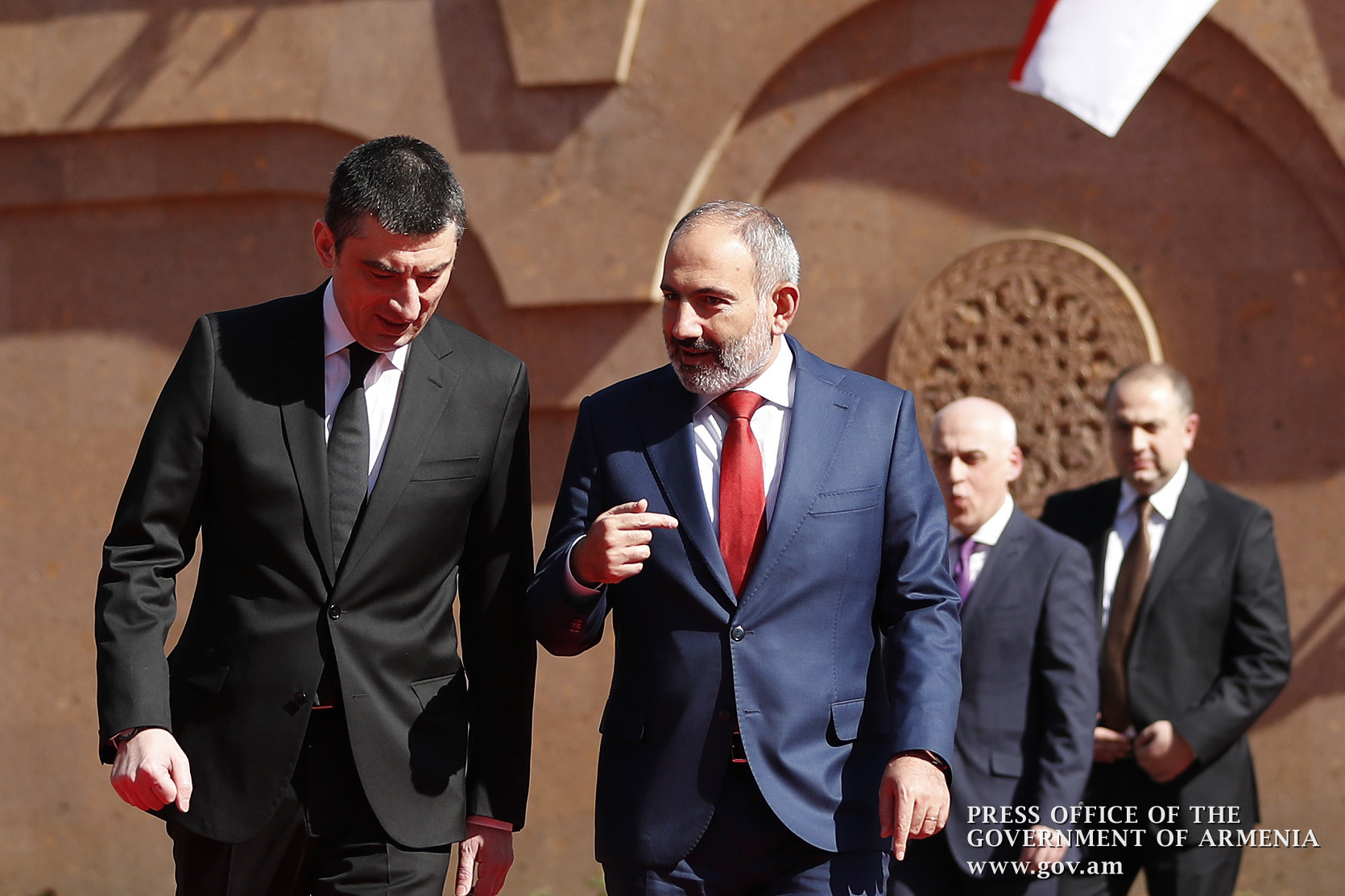 Армения и Грузия заинтересованы в создании видения стратегического развития: в Ереване состоялась встреча Никола Пашиняна и Георгия Гахарии