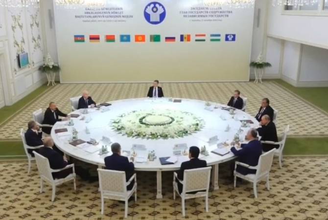 В Ашхабаде стартовал саммит глав государств-членов СНГ