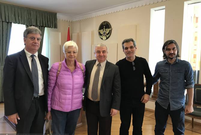 Глава Национального Собрания Арцаха принял экс-депутата Европарламента Элени Теохарус