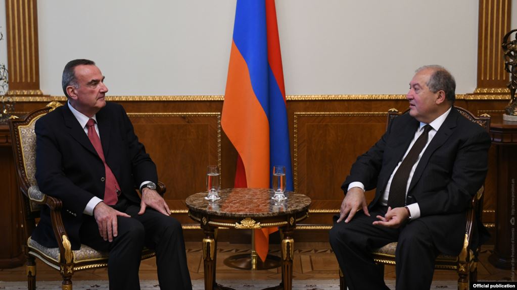 Представители Airbus в Армении встретились с президентом и знакомятся с перспективами сотрудничества
