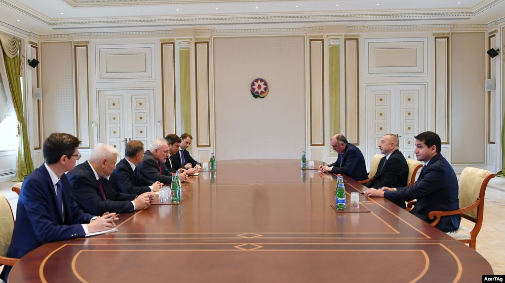 Алиев в Баку принял сопредседателей Минской Группы ОБСЕ