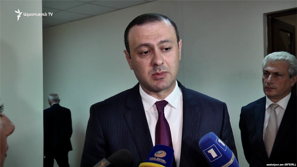 Парламент в закрытом режиме обсудил вопрос помощи армянам, проживающим на севере Сирии
