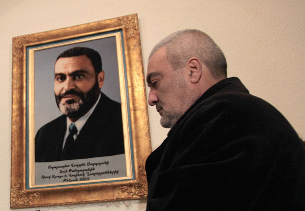 Брат Вазгена Саргсяна: самое удобное время раскрыть дело 27 октября – при нынешней власти
