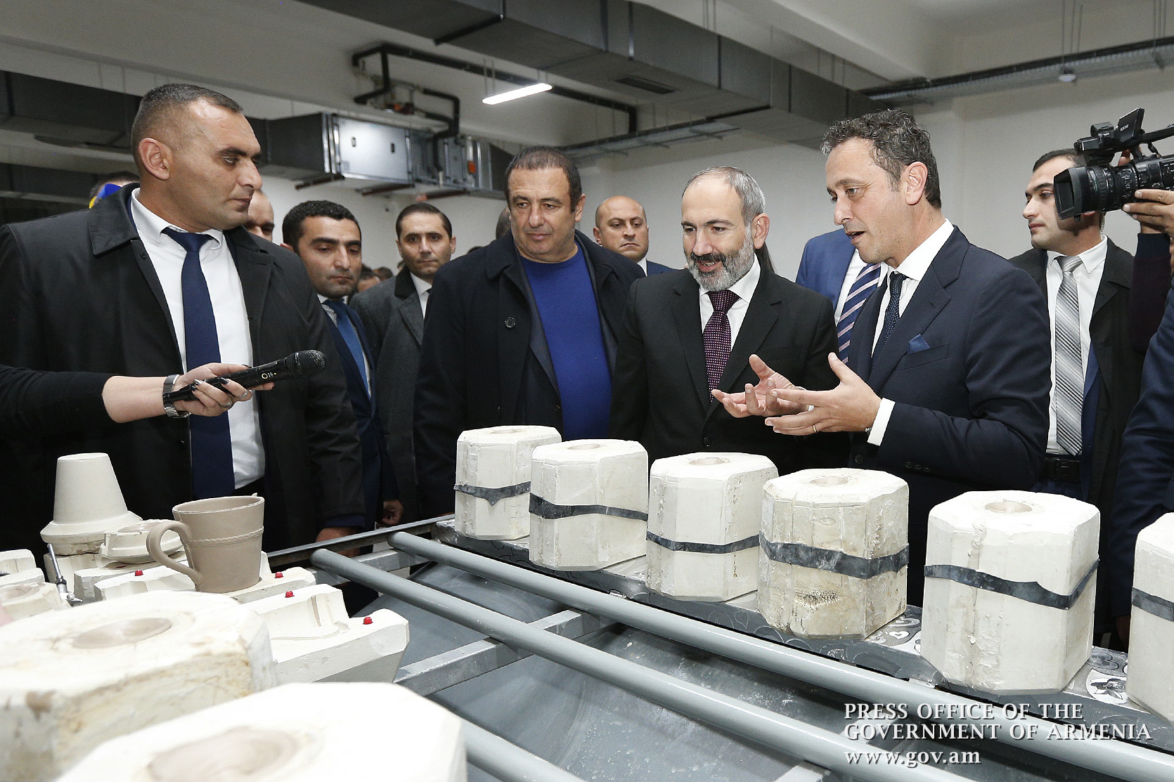 Открылся армяно-итальянский завод «Ceramisia» по выпуску керамической посуды