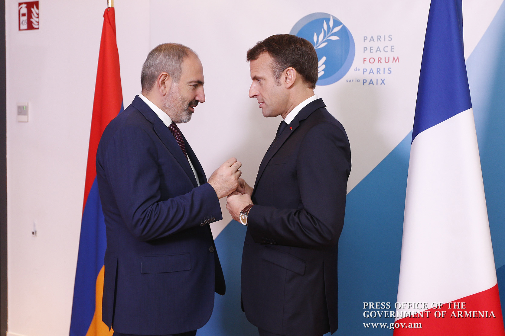 Пашинян и Макрон обсудили шаги в направлении начала диалога Армения-ЕС по либерализации визового режима