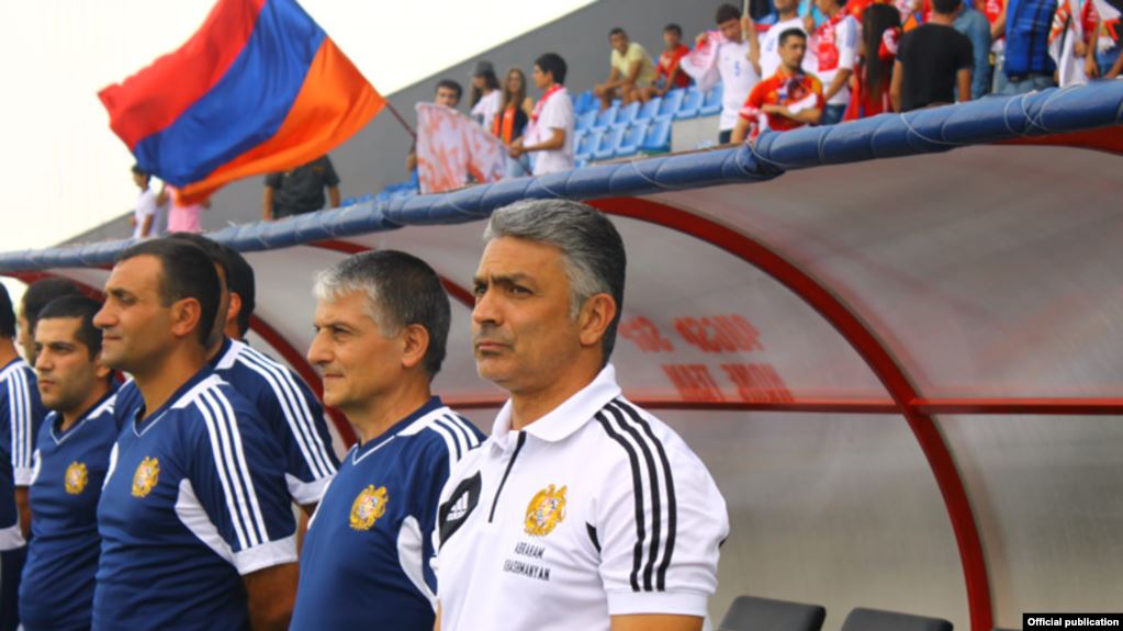 Абраам Хашманян — новый главный тренер сборной Армении по футболу