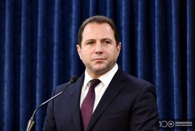 Оперативная связь между Арменией и Азербайджаном продолжает действовать: Давид Тоноян