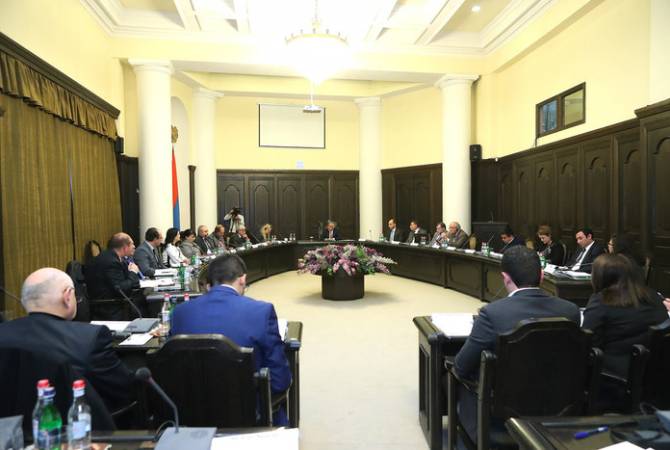 В правительстве обсужден ход программ, реализуемых в Армении при содействии Всемирного Банка