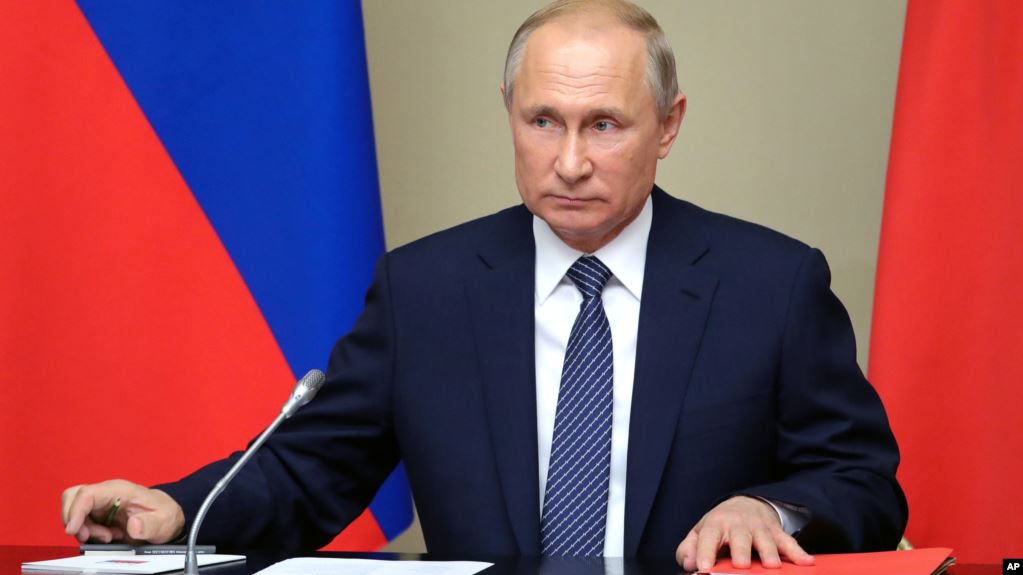 Путин слабее советских лидеров: мнение аналитиков