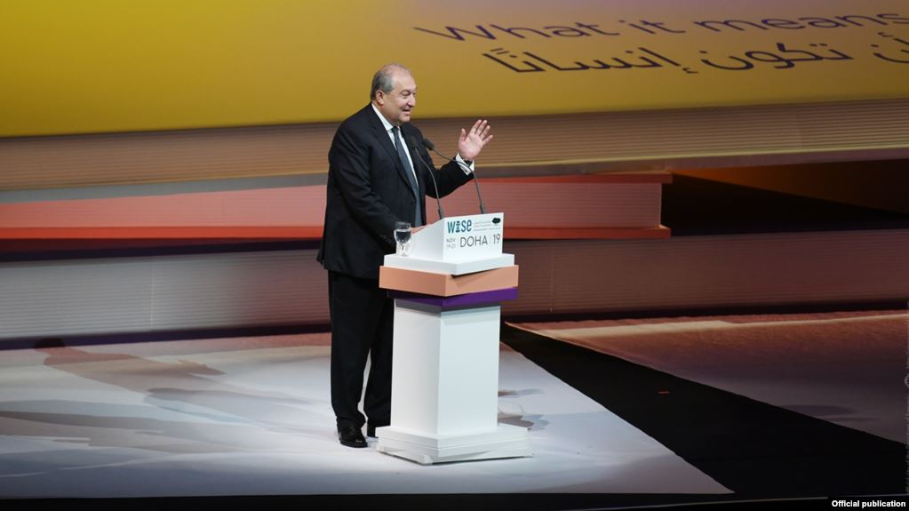Президент Саргсян принял участие в 10-ом Всемирном инновационном саммите по образованию в Дохе