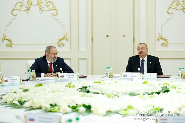 Ереван утверждает, что нет документа, из Баку говорят, что есть