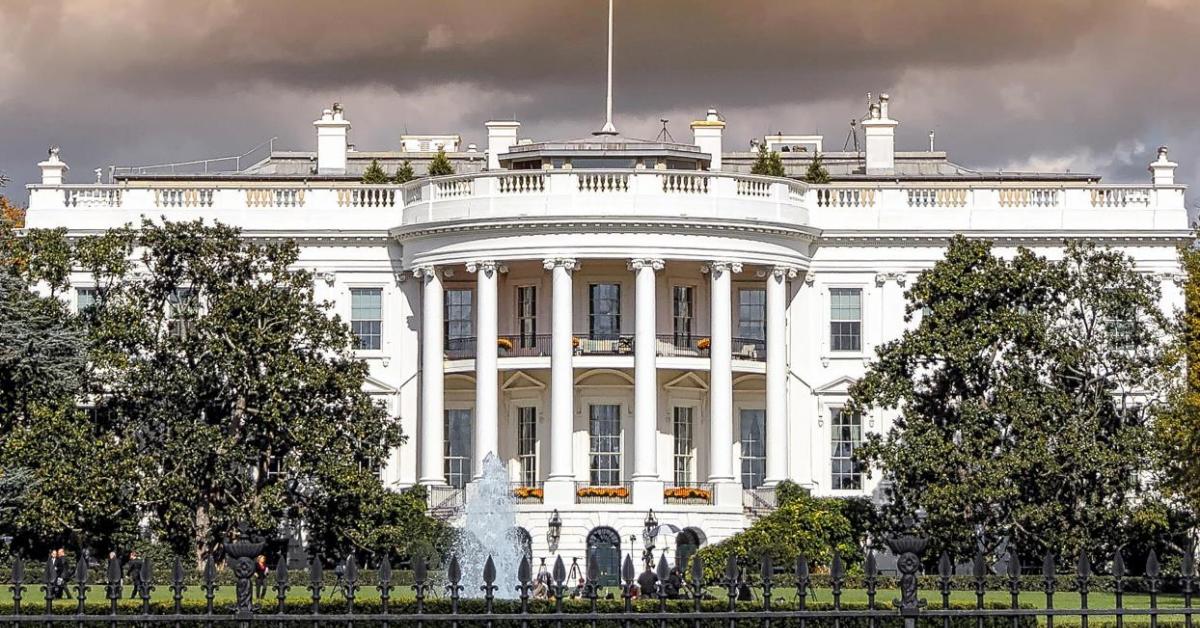 Белый дом: в действиях Трампа по отношению к Украине «нет оснований для импичмента»