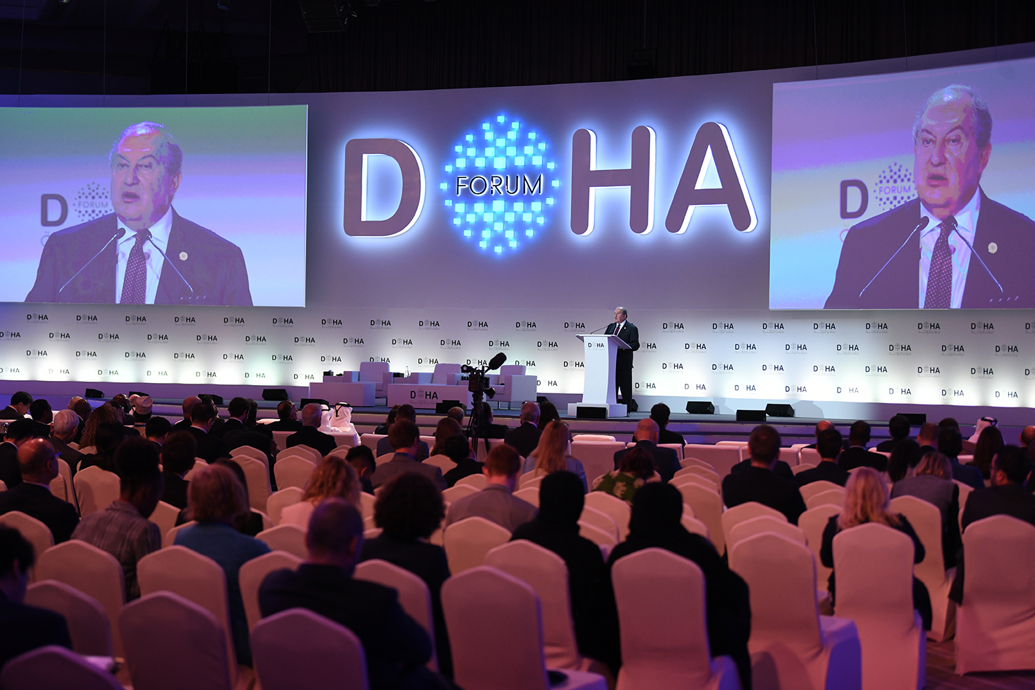 Это новый мир, где малые страны могут быть мощными: приезжайте в Армению — президент Саргсян на «Доха форуме» в Катаре