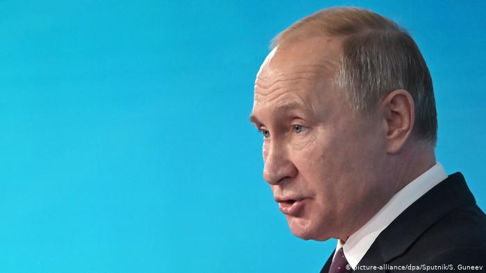 «Беспардонная ложь»: Путин — о резолюции Европарламента, осуждающей нацизм и сталинизм