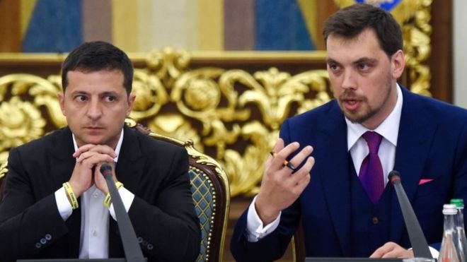 Премьер-министр Украины Алексей Гончарук написал заявление об отставке