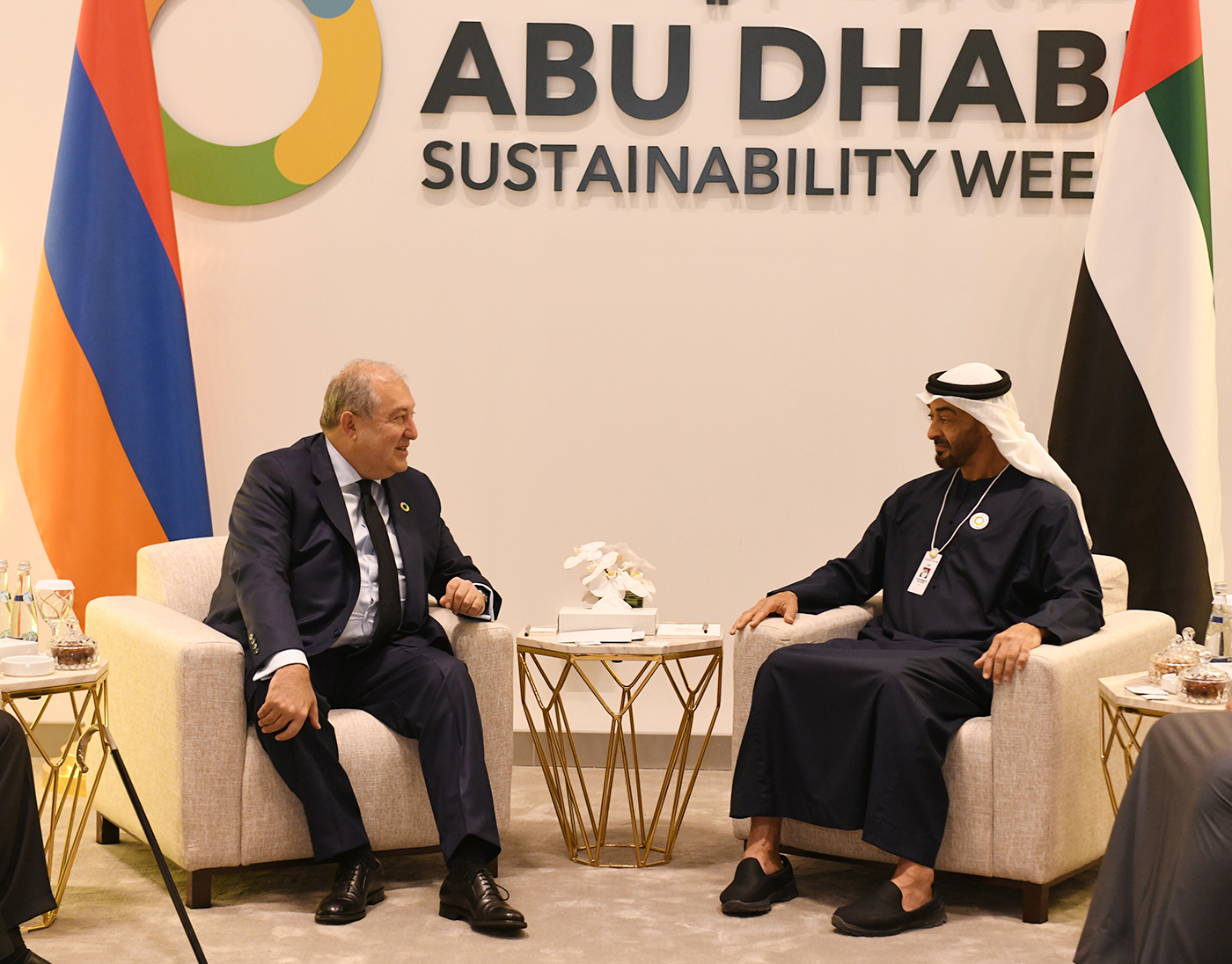 «Мы готовы максимально развивать и расширять связи с ОАЭ»: президент Армении встретился с наследным принцем Абу-Даби