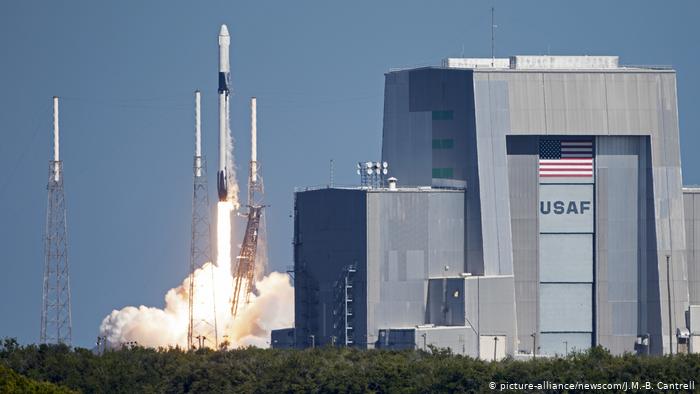 SpaceX Илона Маска вывела на орбиту еще 60 интернет-спутников